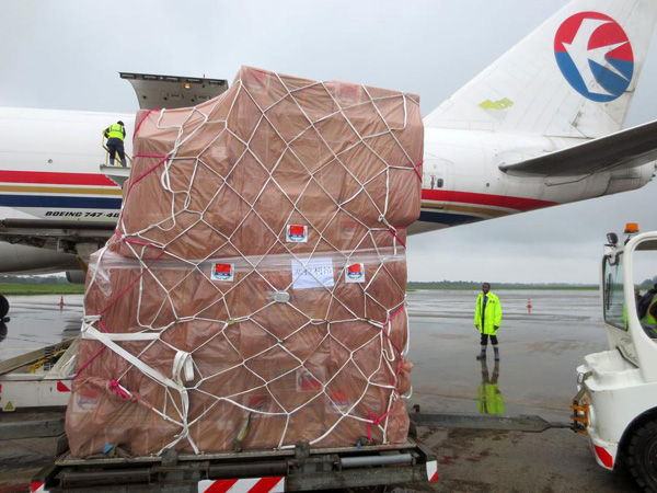 Chinese medical supplies arrive in Ebola-affected Sierra Leone