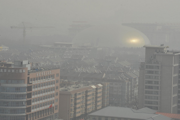 Heavy sandstorm hits Beijing