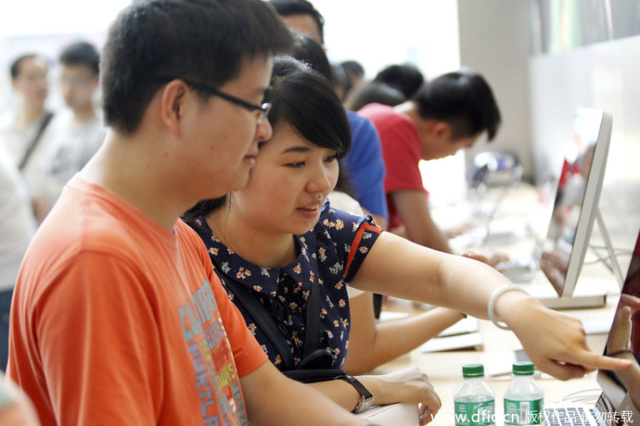 Apple opens new retail store in China