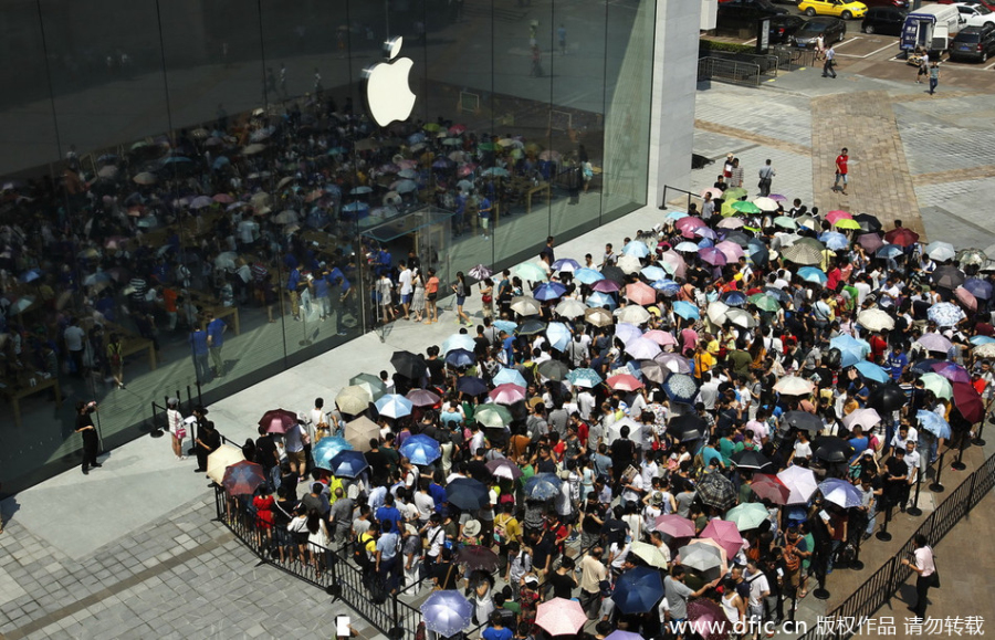 Apple opens new retail store in China