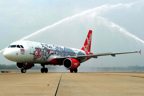 AirAsia looking to fly high with China partner