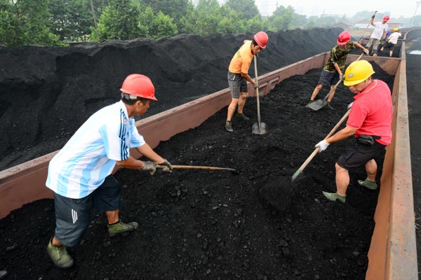China's Q1 coal output down 3.5%