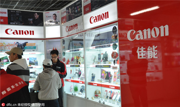 Canon eyes teenagers, seniors to boost camera sales in China