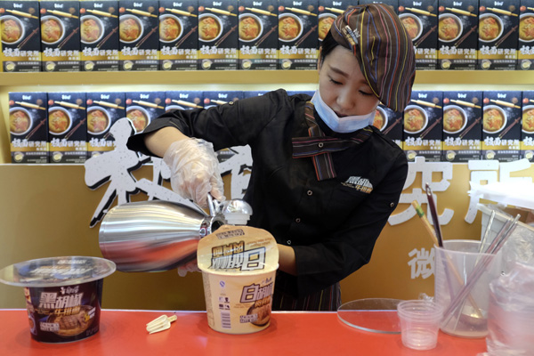 Instant recovery eludes China's noodle makers