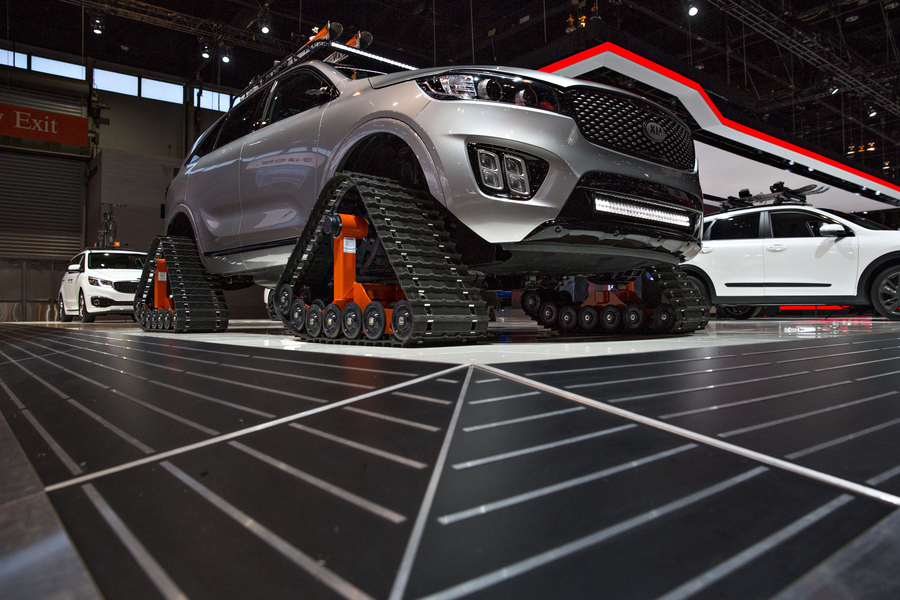 Chicago Auto Show kicks off