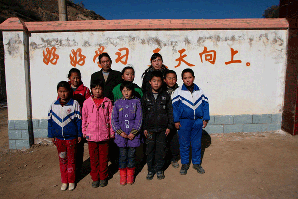 Isolated school makes do in hills of NW China