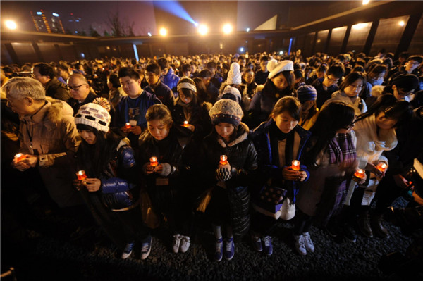 Massacre victims remembered at Nanjing vigil