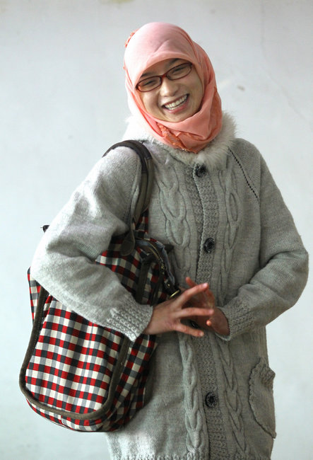 Hijab Fashion Unveiled[2] Cn