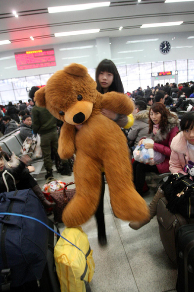 No lonely bears for Spring Festival