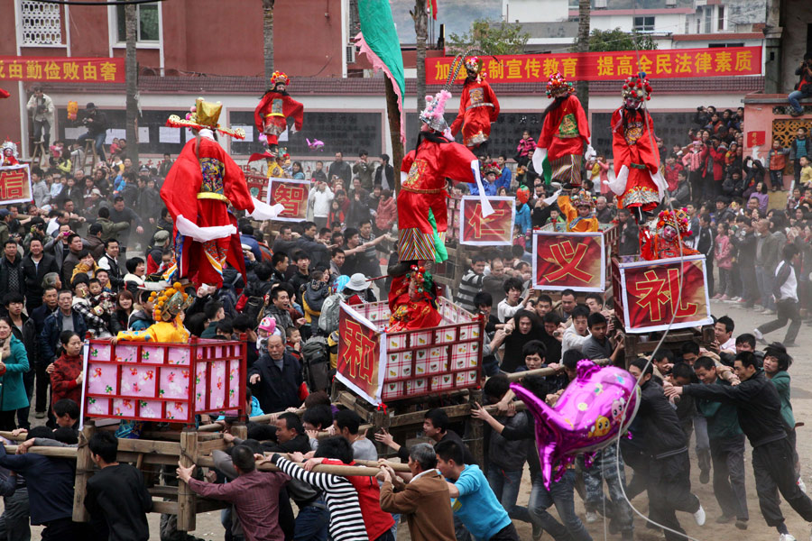 Many facets of Lantern Festival across China