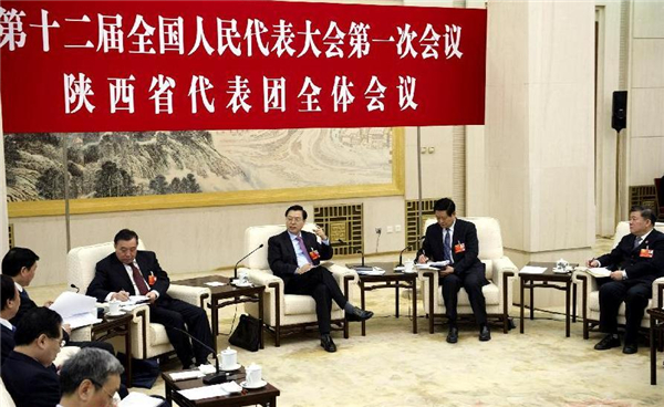 Chinese leaders join discussions with NPC deputies