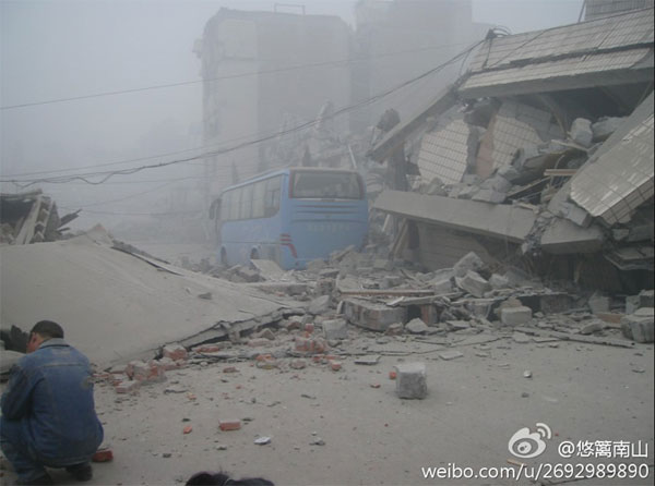 In Photos: 7.0-magnitude quake hits Sichuan