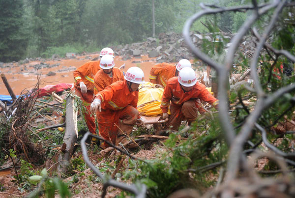 Death toll rises to 18 in SW China landslide