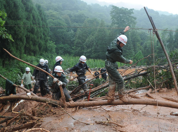 Death toll rises to 18 in SW China landslide