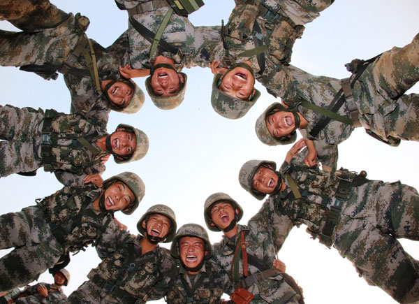 Soldiers gather for training in N China