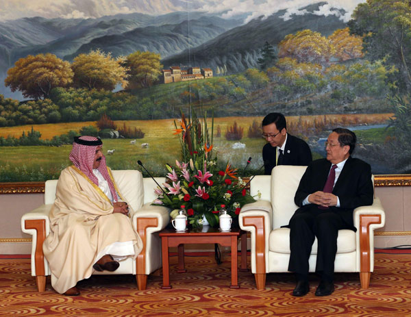 China's top political advisor meets King of Bahrain