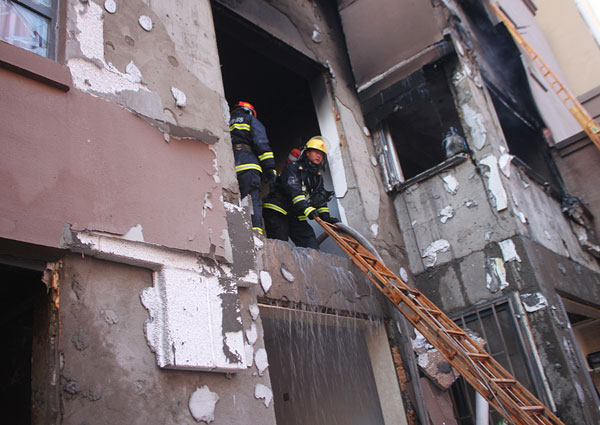 3 dead in apartment explosion in NE China