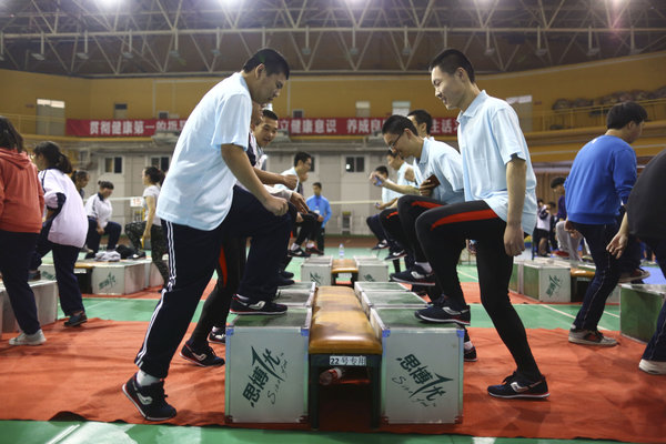 Students have fitness test in Beijing