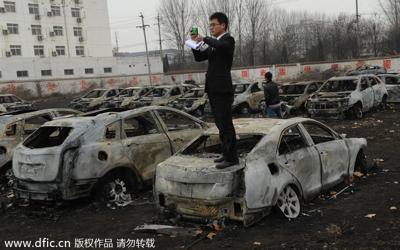 Parking lot fire destroys 70 cars worth 20m yuan