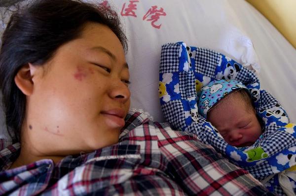 Rescued 'earthquake baby' brings hope