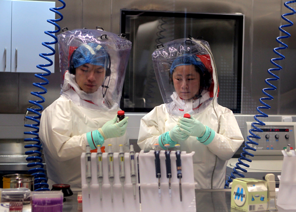 Top-level lab gears up to study Ebola virus