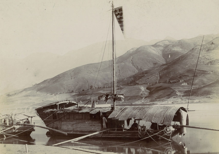 China in the 1890s through British photographer's lens