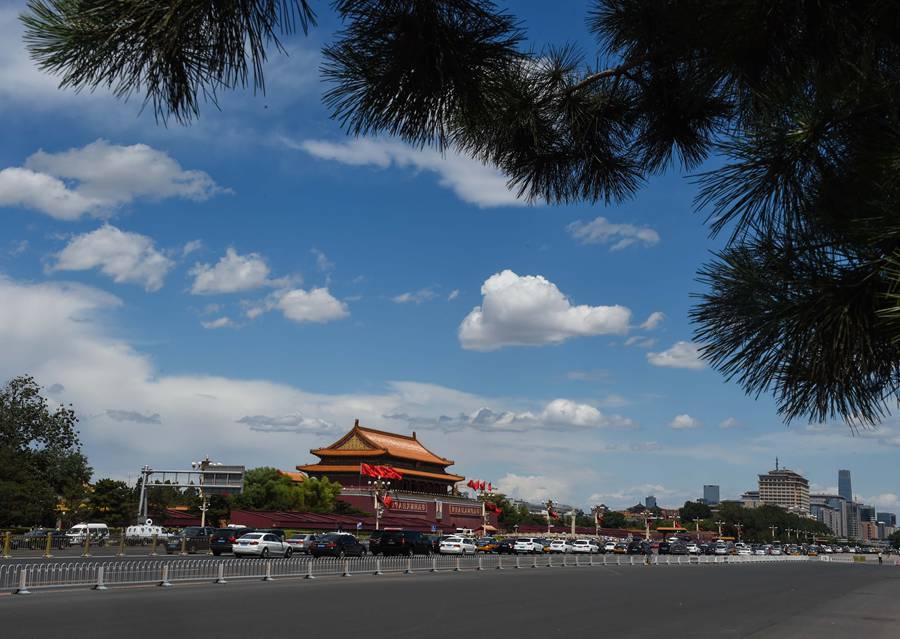 Beijing enjoys clear skies