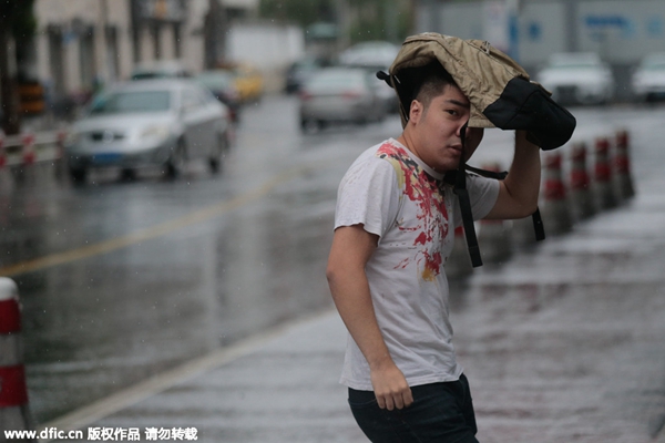 Shanghai records lowest average temperature in 142 years