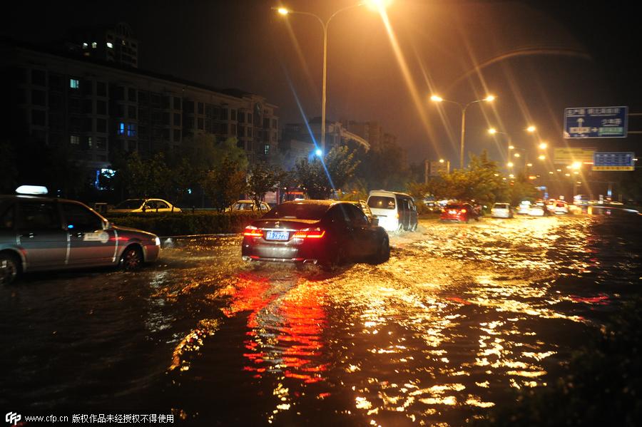 Torrential rain wreaks havoc in Jinan