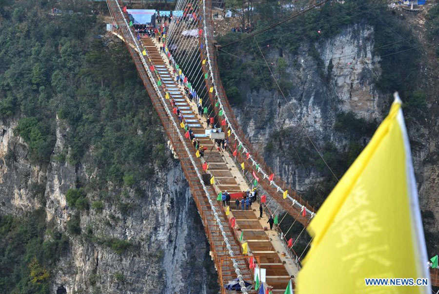 Glass bridge in grand canyon of Zhangjiajie under construction