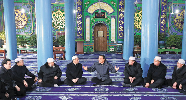 Li drops in for a chat at historic mosque