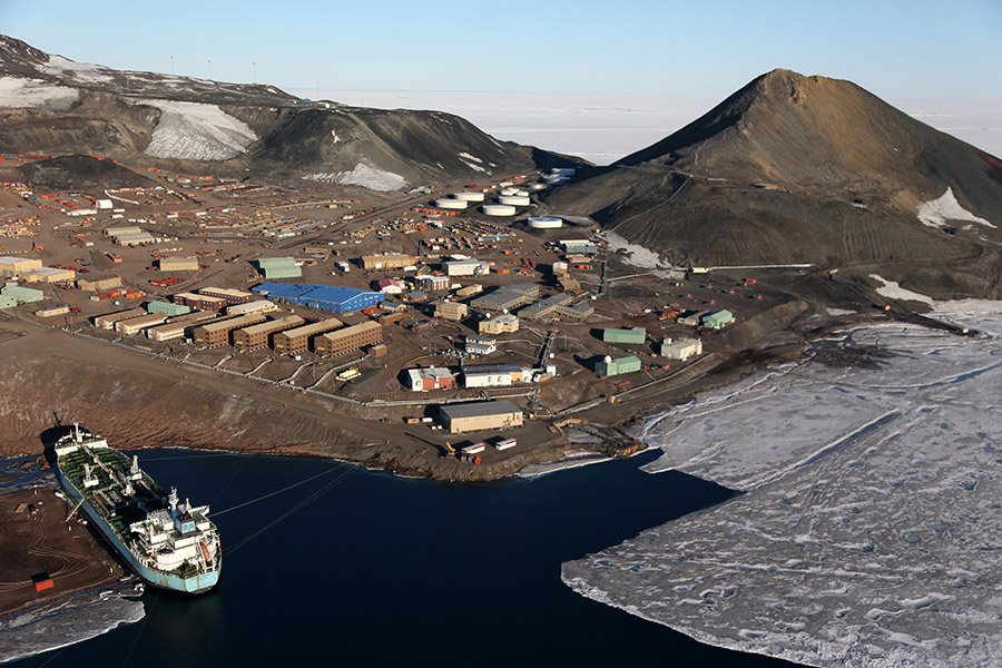 China's icebreaker 'Snow Dragon' reaches Ross Sea in Antarctica