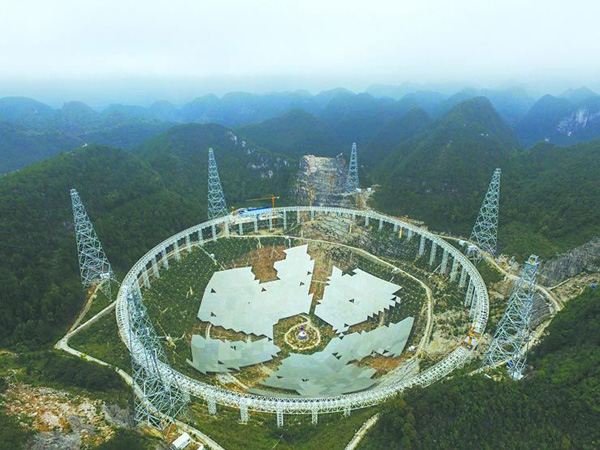Five contemporary Chinese science and engineering projects