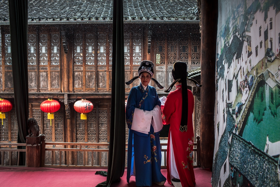 Photos paint a portrait of 'beautiful Hangzhou'