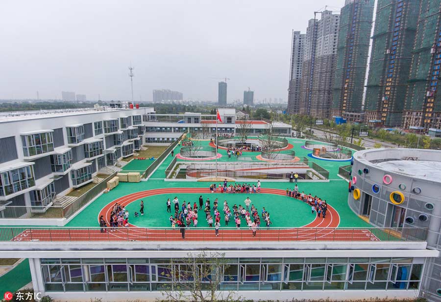 Kindergarten builds rooftop sports tracks