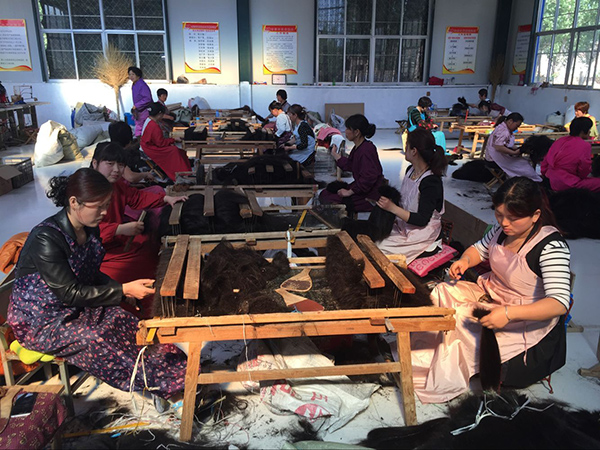 Workshops lift thousands out of poverty in East China