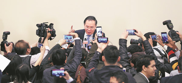 CPPCC spokesman upbeat on growth as gathering opens