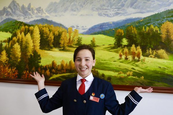 Southwestern Xinjiang student reaches for the stars with new language under her belt
