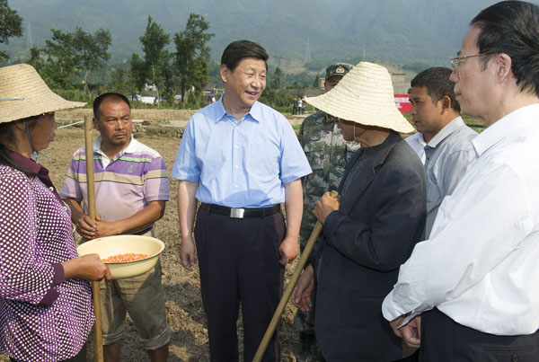 President Xi stresses rehabilitation in quake area