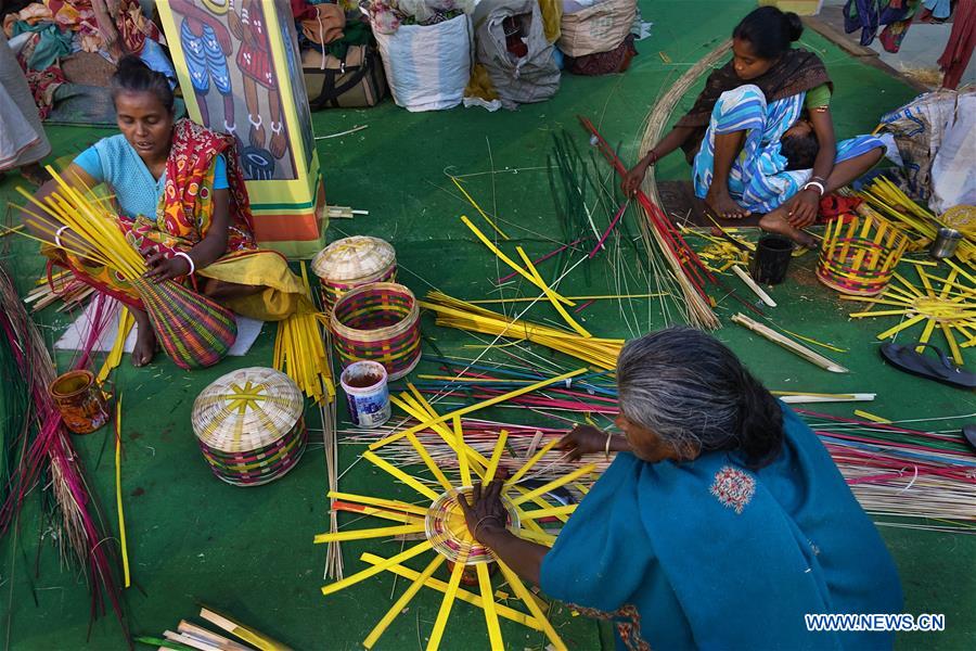 In pics: handicraft fair in E India