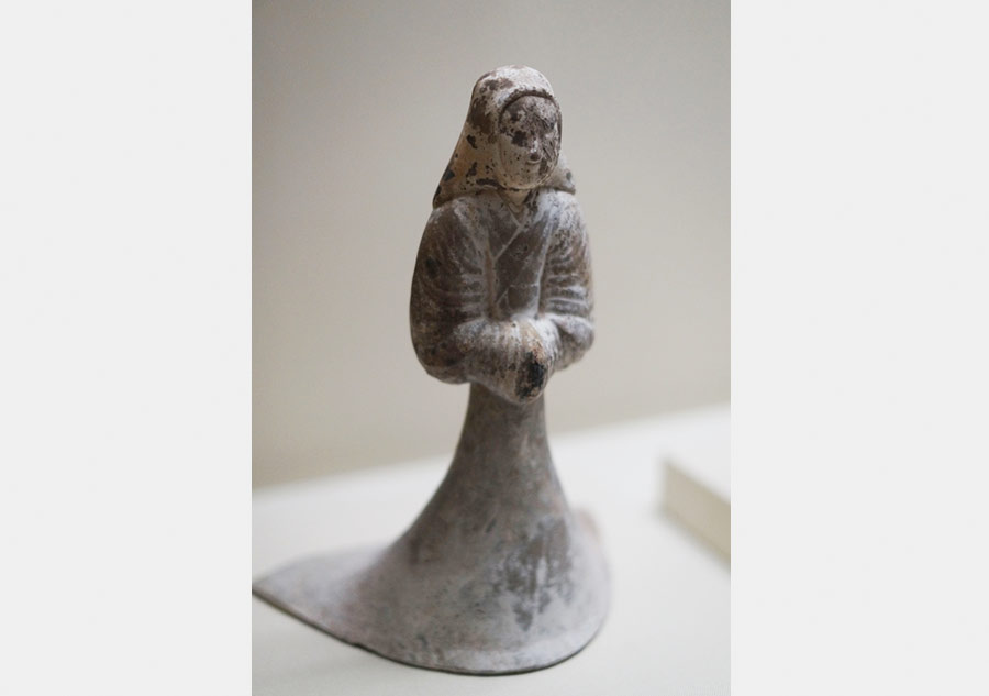 Pottery figurines showcase women's lives in ancient times