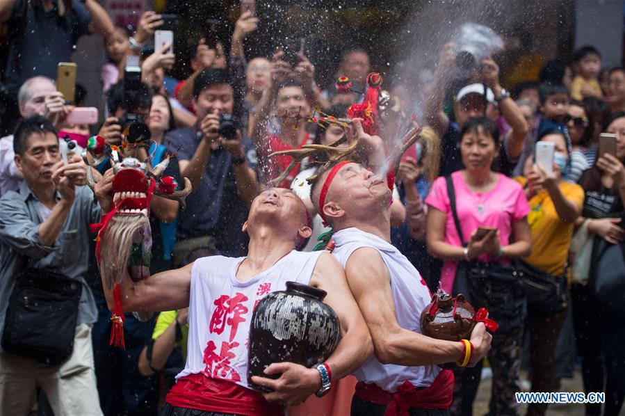 Drunken Dragon Festival celebrated in S China's Macao