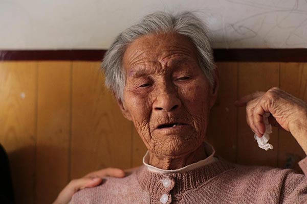 Documentary triggers tributes to China's 'comfort women'
