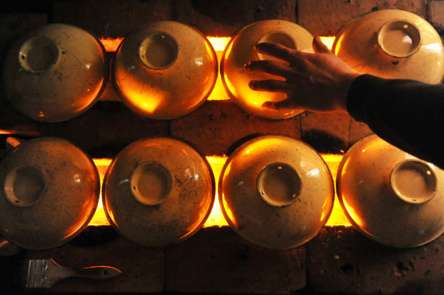 North China inkstick makers follow ancient methods