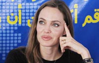 Angelina Jolie receives humanitarian award from Academy