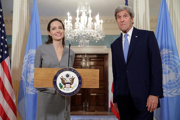 Angelina Jolie speaks on plight of refugees
