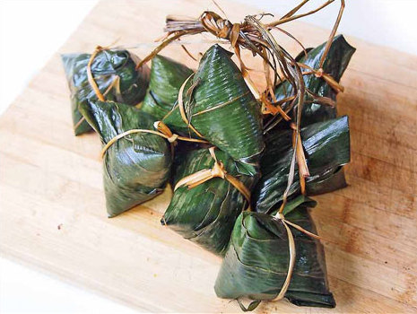 Different styles of Zongzi