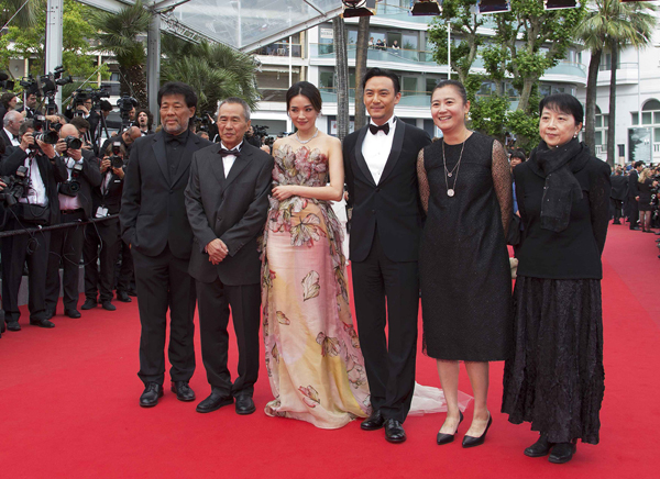 Hou Hsiao-Hsien wins Best Director award at Cannes