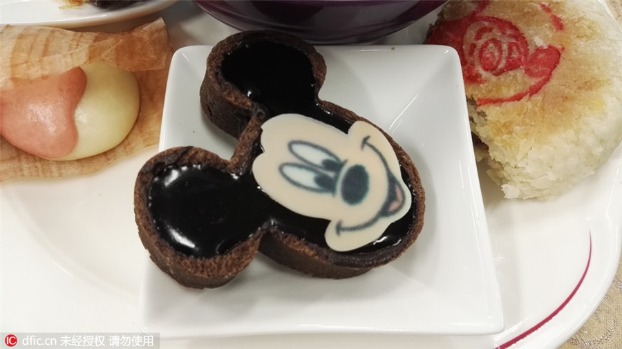 Adorable Mickey Mouse dish brings delight