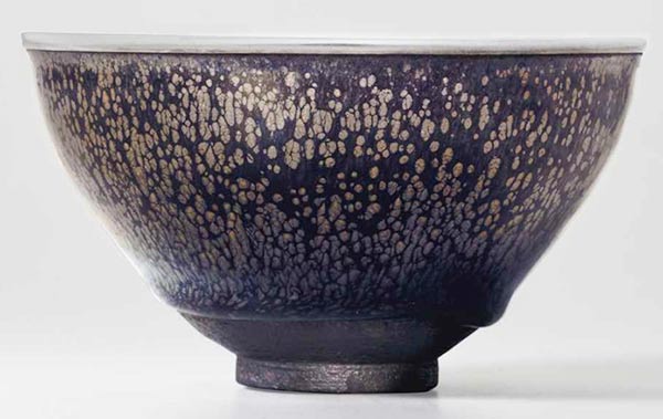 Chinese tea bowl sets record price at NY auction